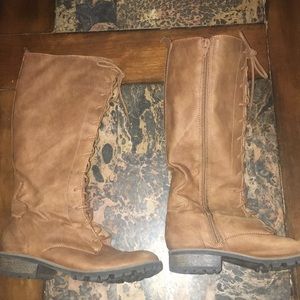 Brown boots